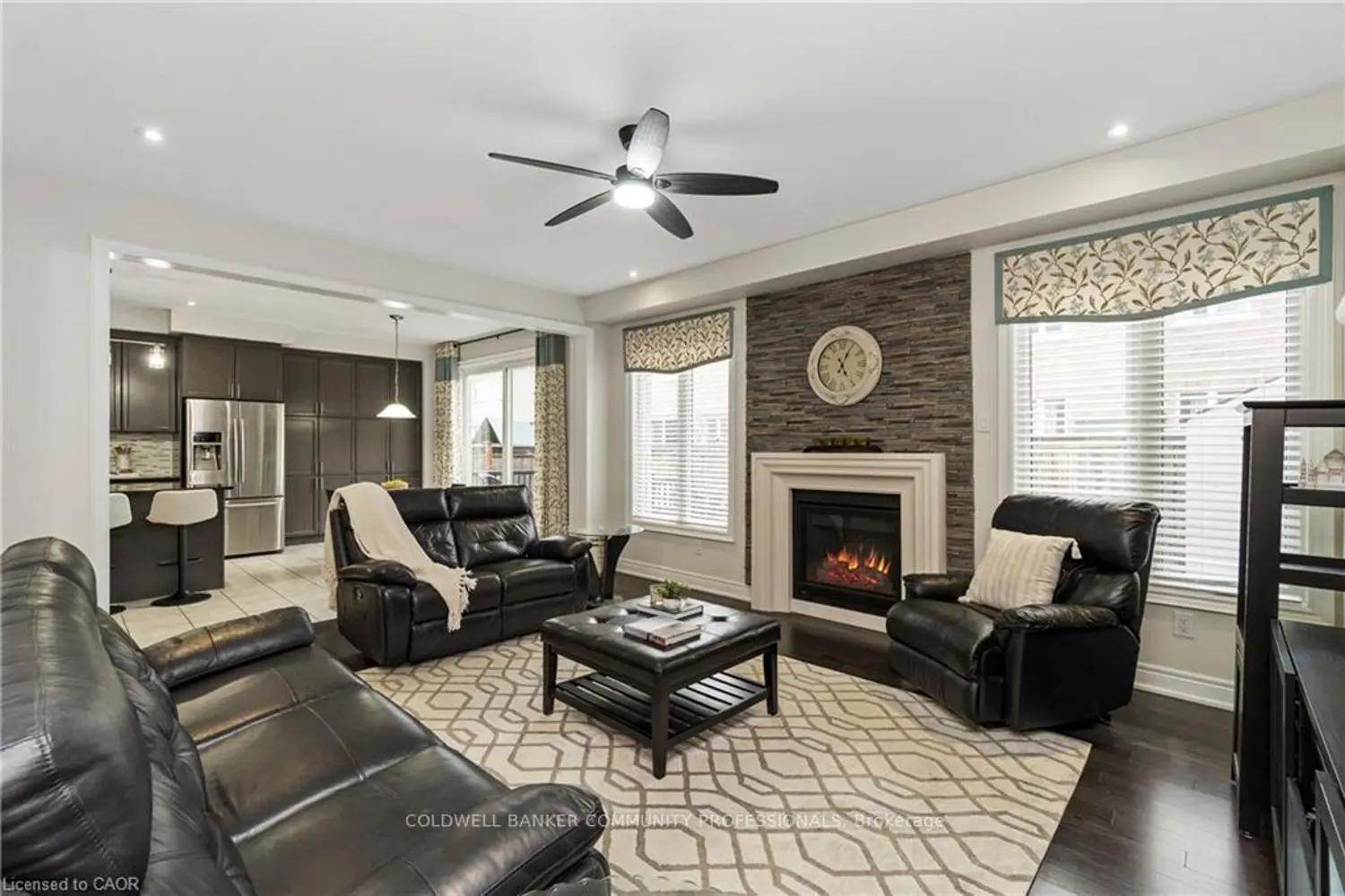 4 Macbean Crescent photo 4