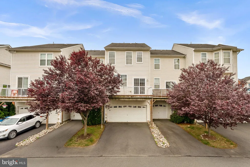 23144 Flora Mure Drive, Ashburn, VA 20148