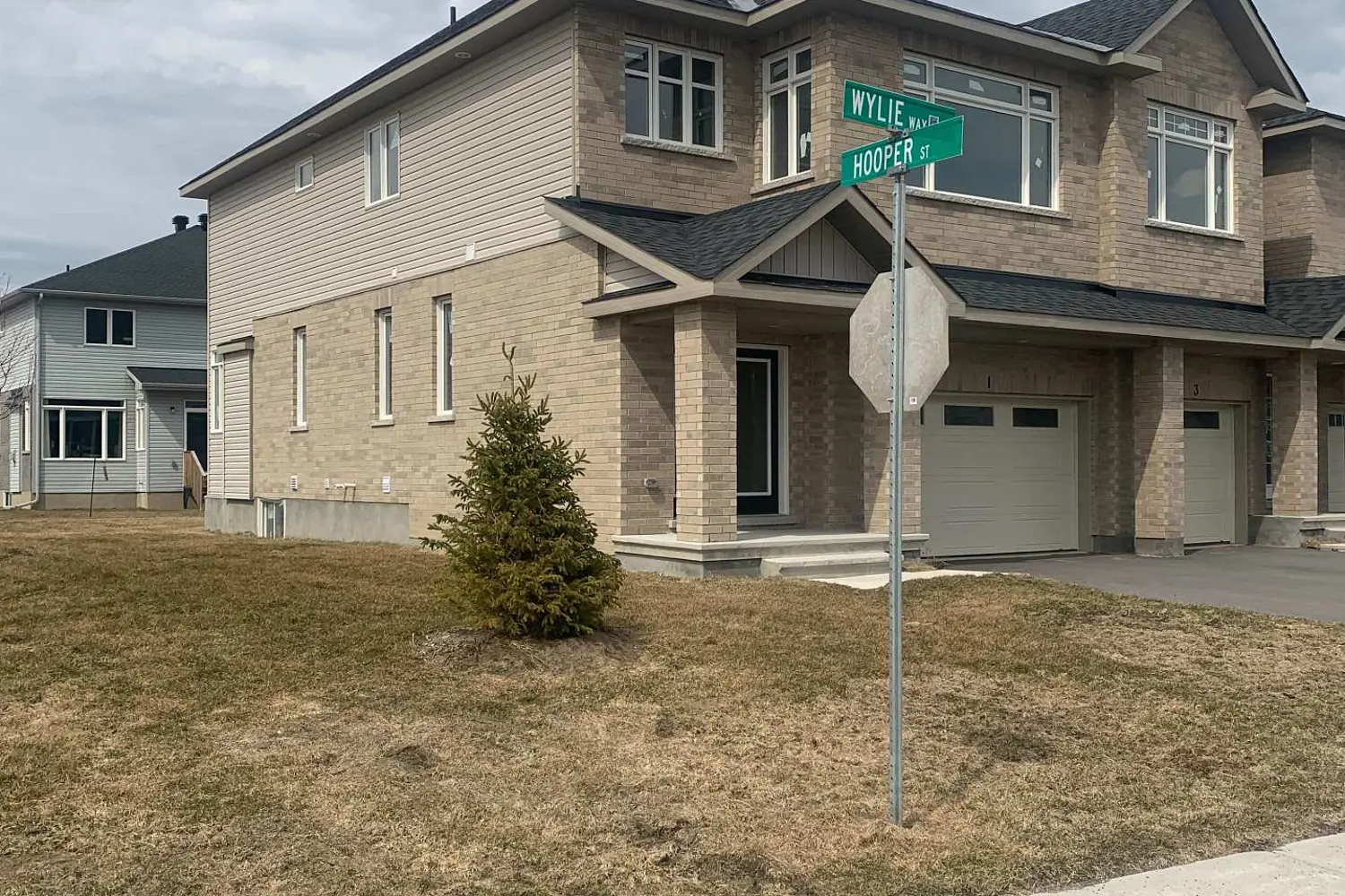 1 Wylie Way photo 2