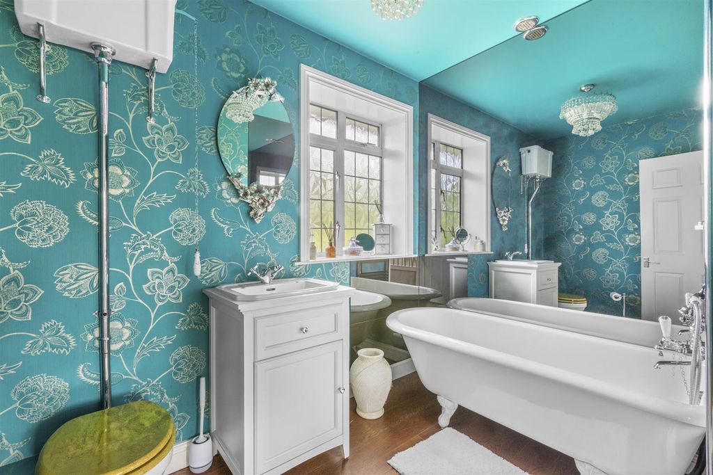 Additional image 15 of 5 bed detached house for saleMarlow Hill, High Wycombe HP11