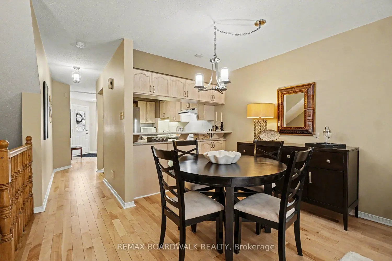 Additional image 4 of 5 Briston Private