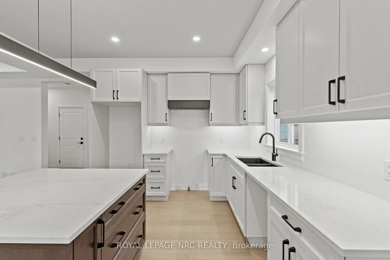 Additional image 4 of 4705 Lee Avenue
