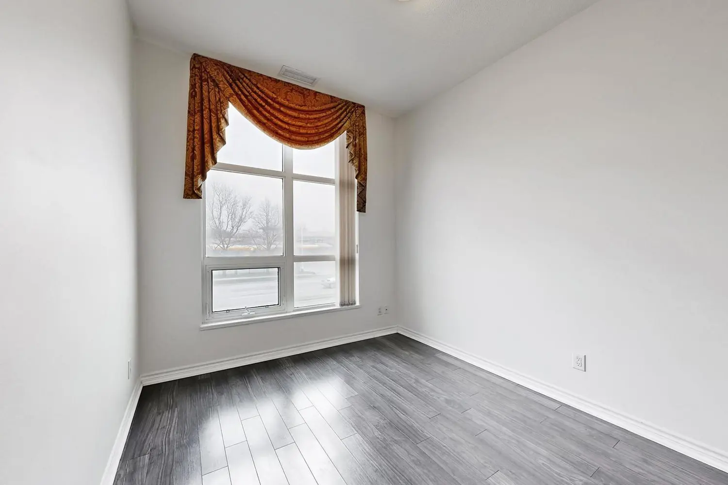 Additional image 19 of 8323 Kennedy Road 120