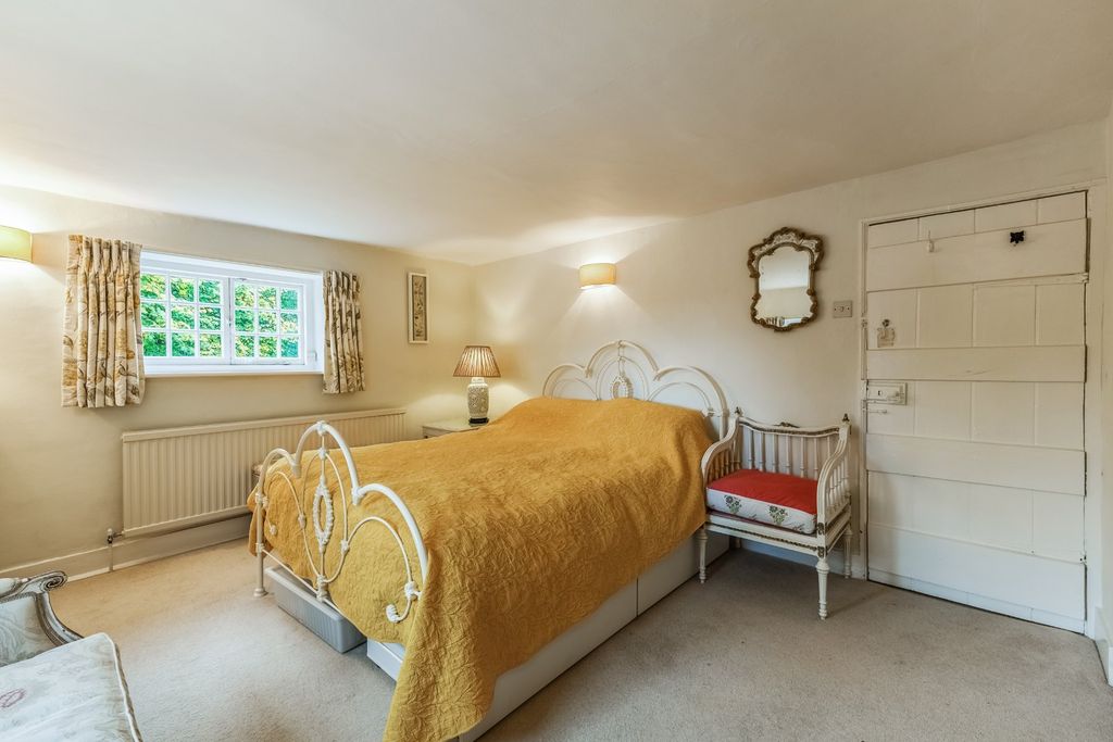 Additional image 8 of 3 bed detached house for saleLondon Road, Hindhead, Surrey GU26