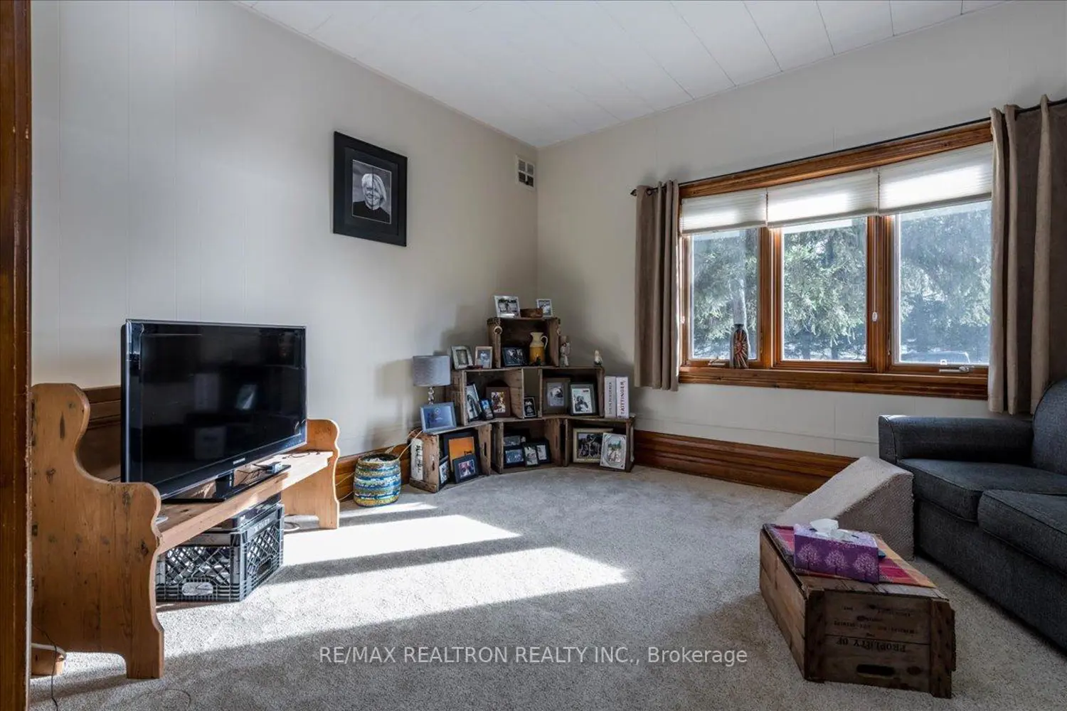 236787 13 Grey Road photo 2