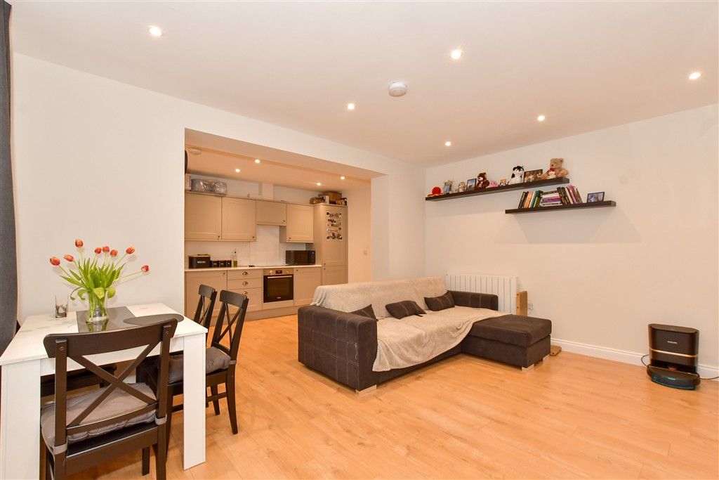 Additional image 5 of 2 bed flat for saleLanghurst Wood Road, Horsham, West Sussex RH12