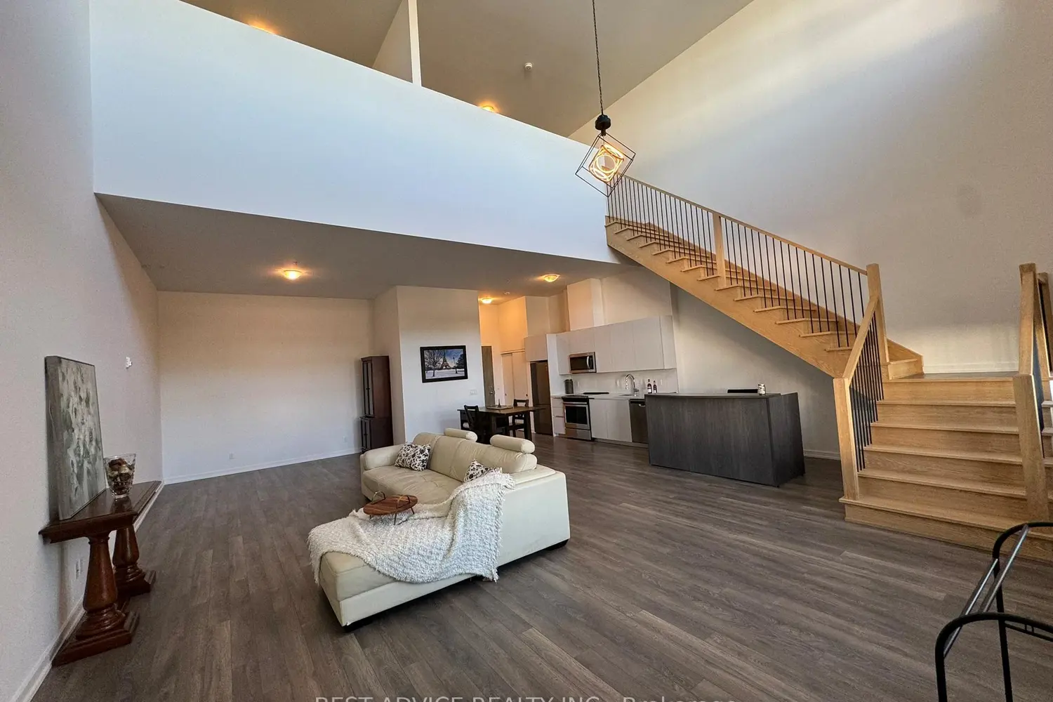 Additional image 4 of 21 Matchedash Street 102