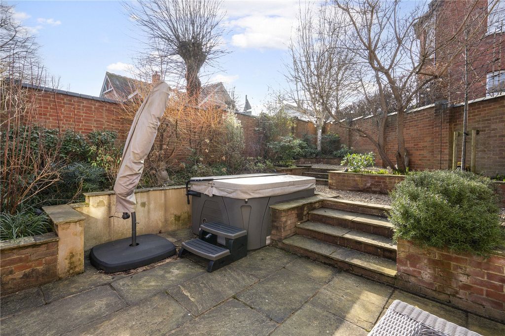 Additional image 26 of 4 bed detached house for saleSt. Andrews Road, Henley-On-Thames, Oxfordshire RG9