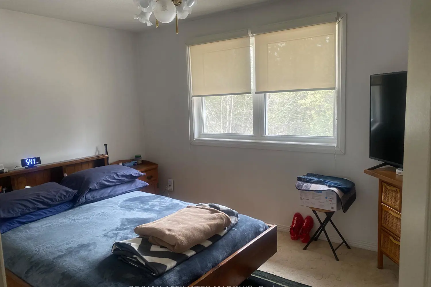 141 Bracken Avenue photo 5