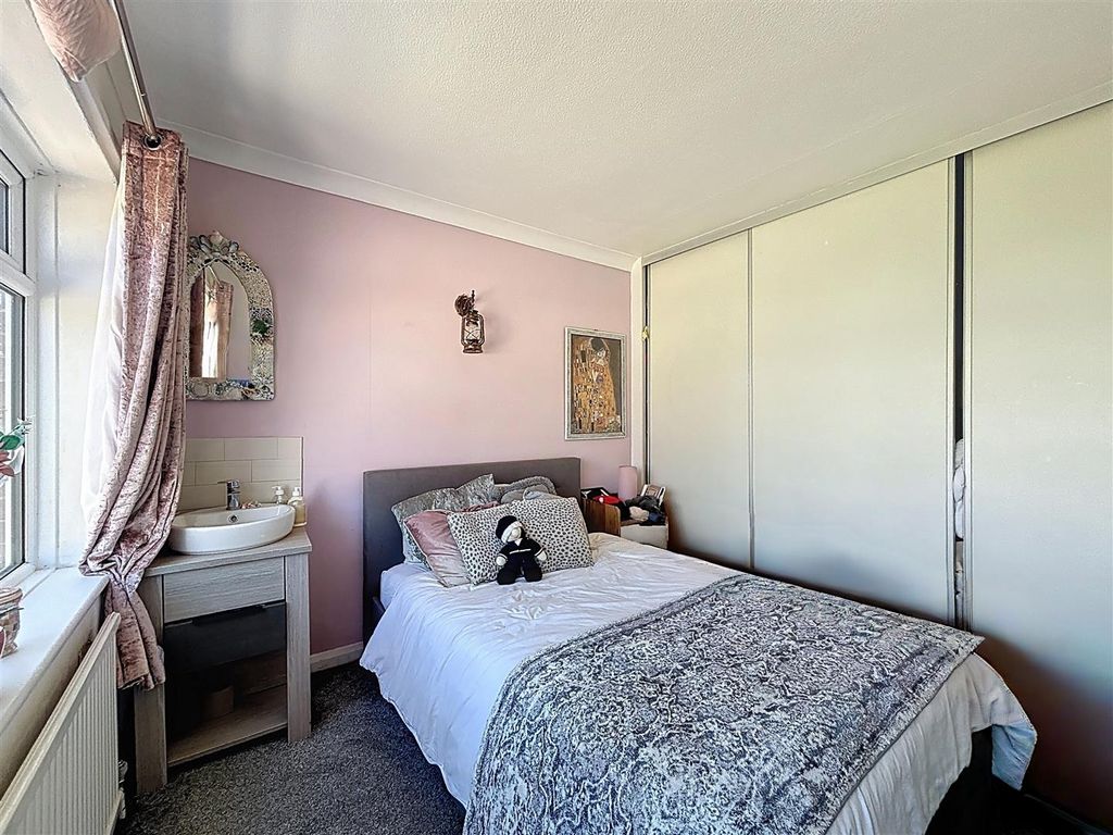 Additional image 4 of 4 bed detached bungalow for saleAshcourt Drive, Hornsea HU18