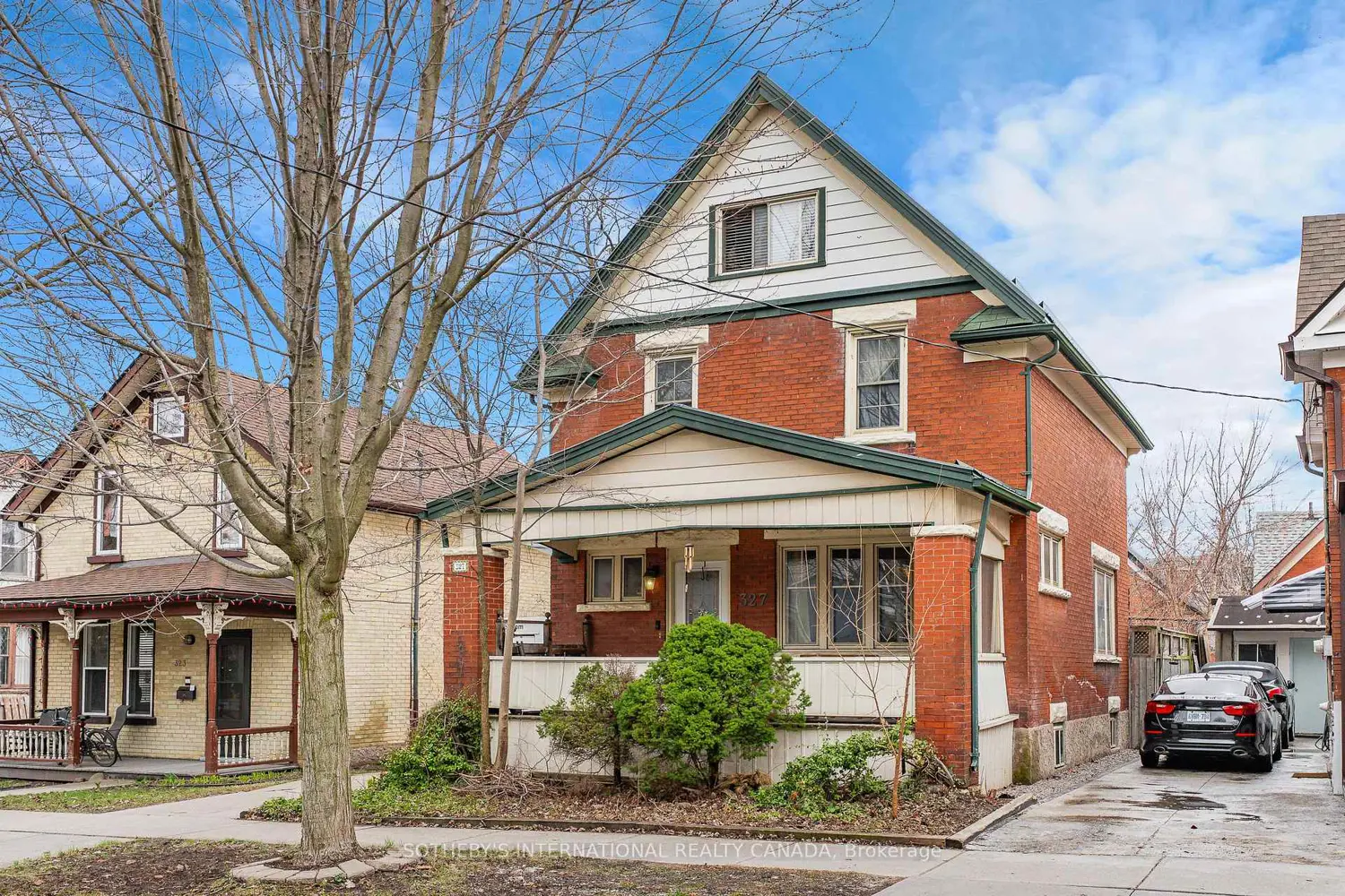 327 Park Street photo 2