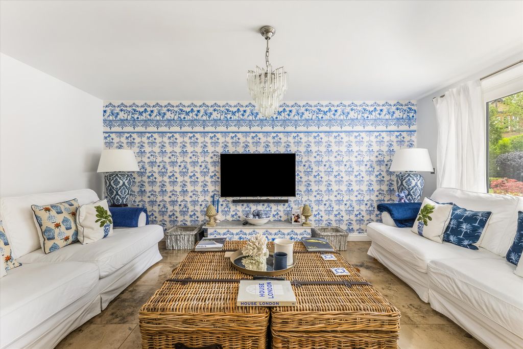 Additional image 6 of 4 bed detached house for saleWarwick Crescent, Harrogate, North Yorkshire HG2