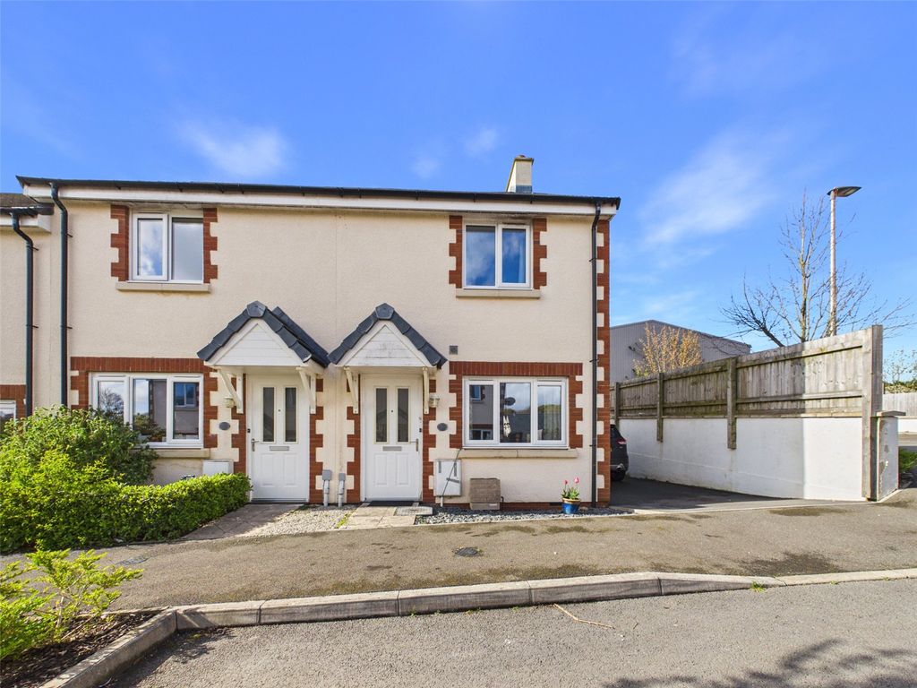 2 bed end terrace house for saleOld Market Place, Holsworthy, Devon EX22