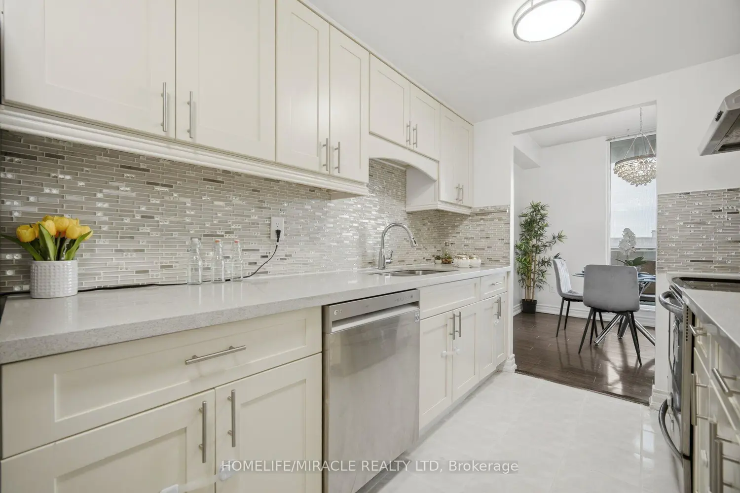 Additional image 9 of 100 Prudential Drive 1703