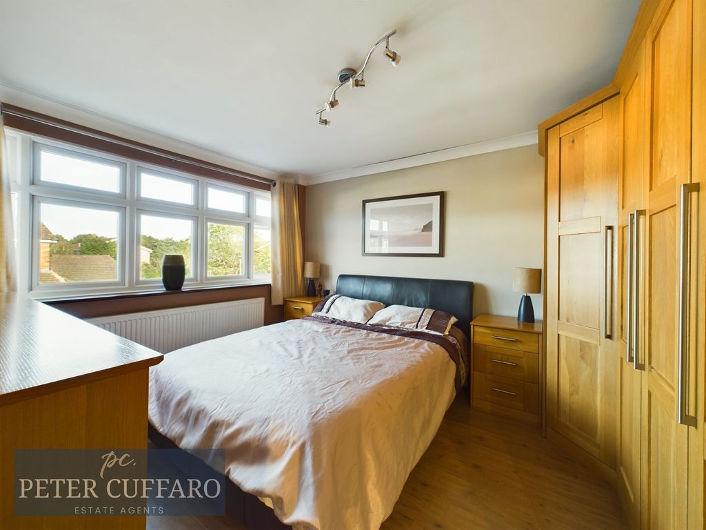 Additional image 14 of 5 bed semi-detached house for saleDanemead, Hoddesdon EN11