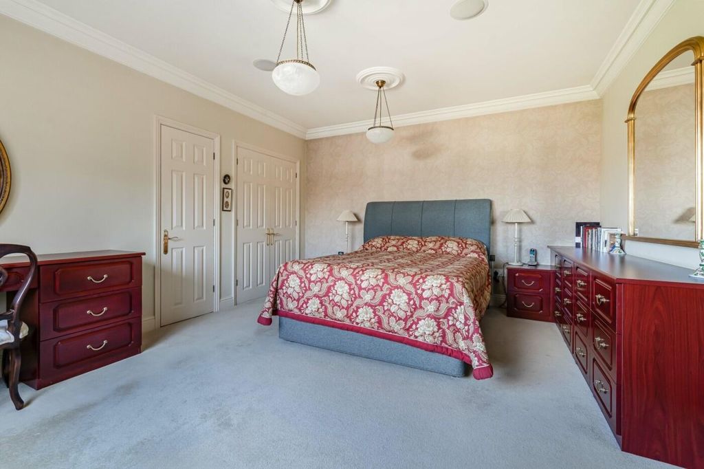 Additional image 13 of 5 bed detached house for saleGreen Lane, Henley-On-Thames RG9