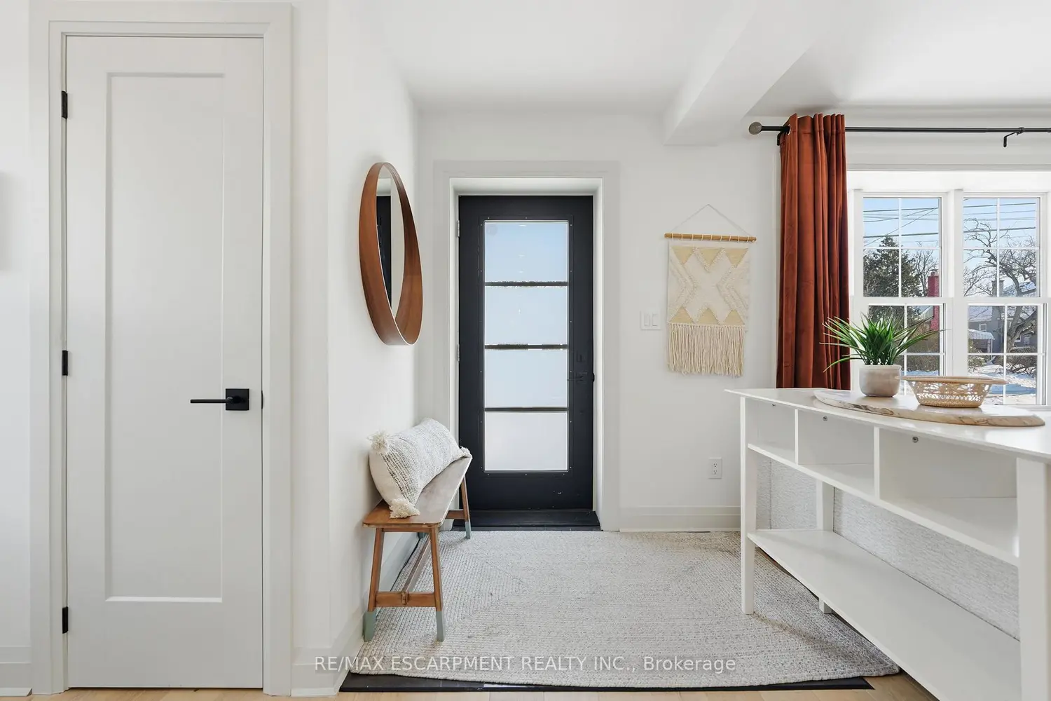 286 East 18Th Street photo 4