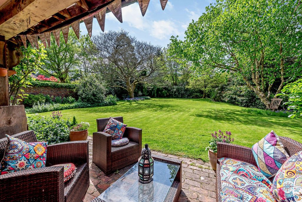 Additional image 10 of 6 bed detached house for saleMead Road, Hindhead, Surrey GU26