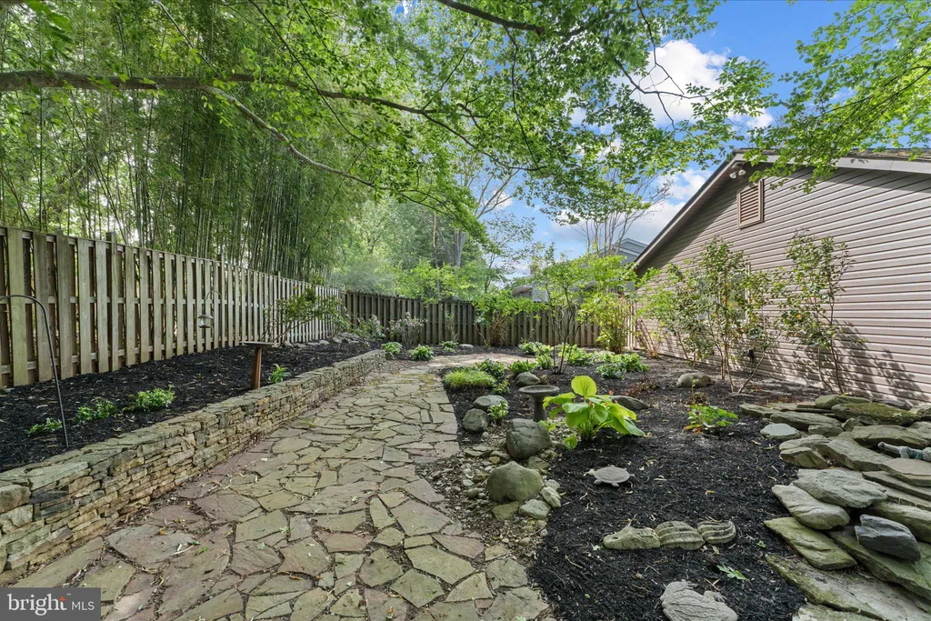 Additional image 25 of 125 Victoria Place, Sterling, VA 20164