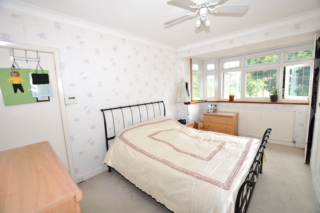 Additional image 10 of 4 bed semi-detached house for saleCulver Grove, Stanmore HA7