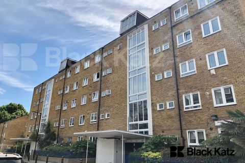 Burbage Close, Borough/London Bridge SE1