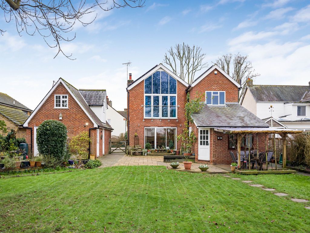5 bed detached house for saleSt John's Avenue, Old Harlow CM17