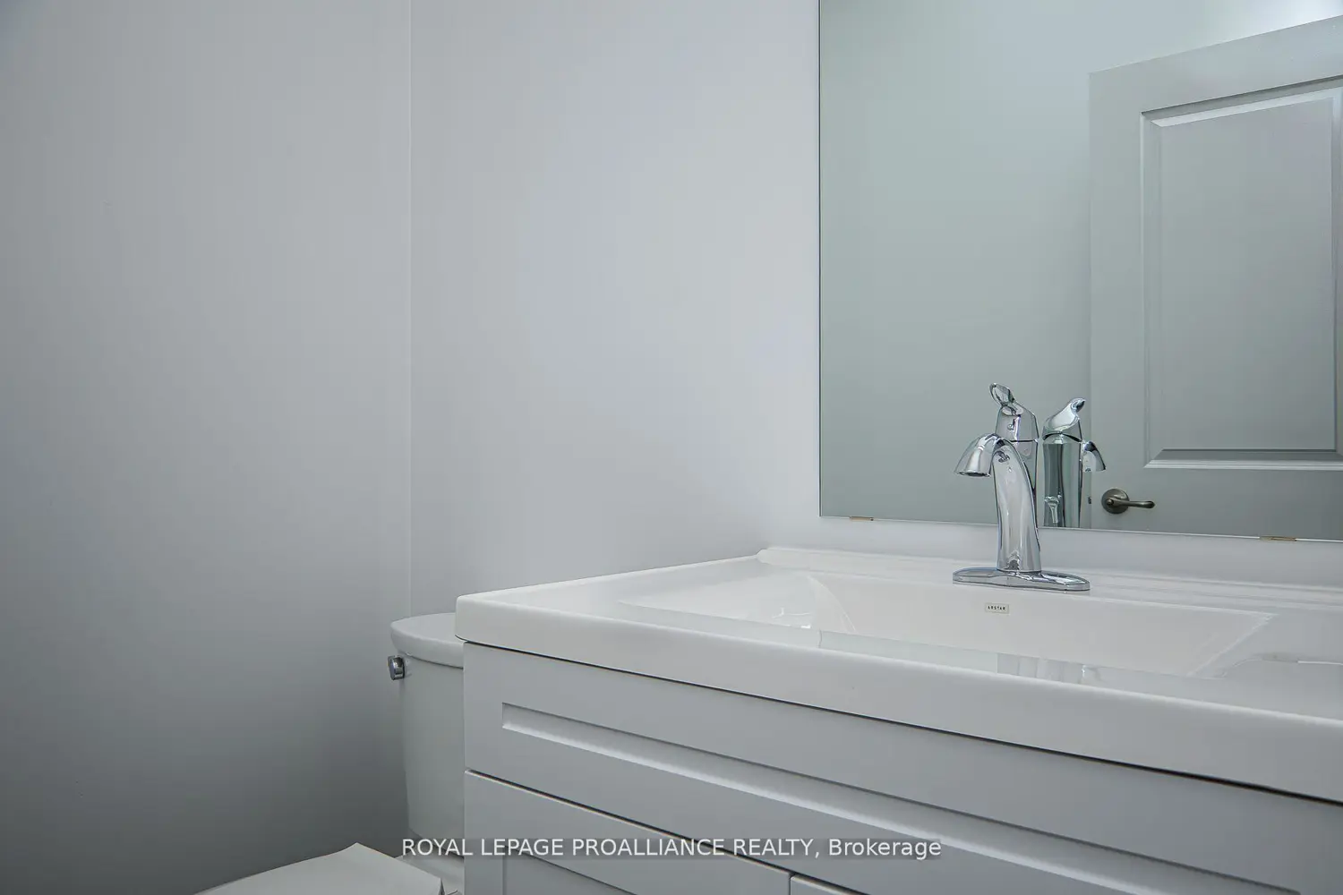 13 Markland Avenue photo 4