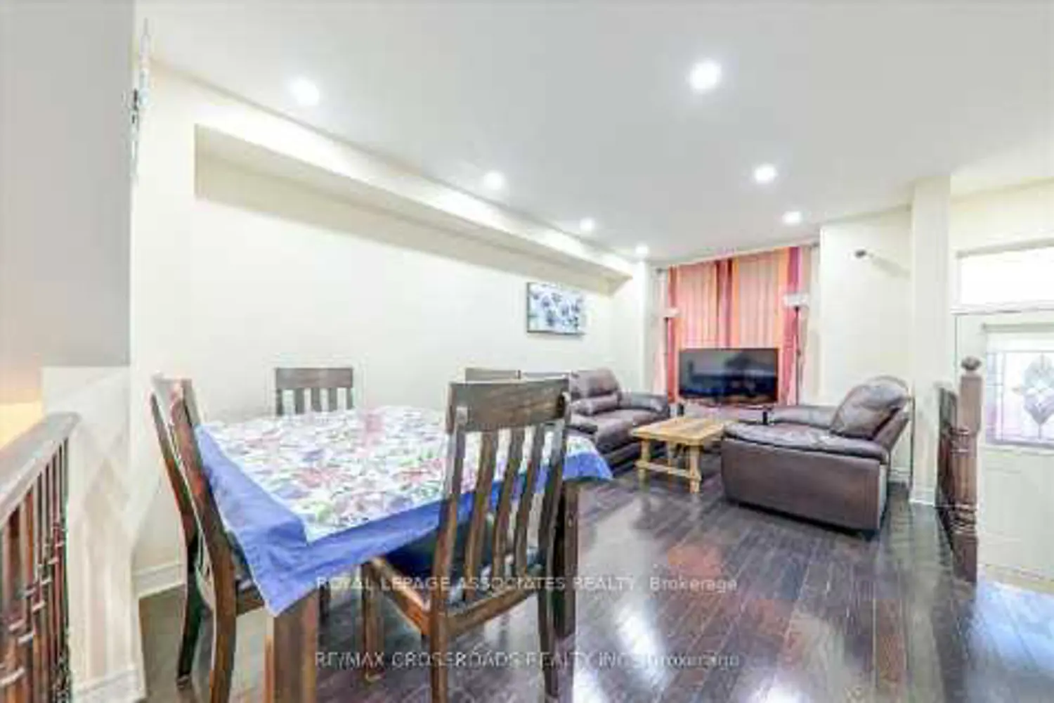 Additional image 7 of 19 Kawneer Terrace