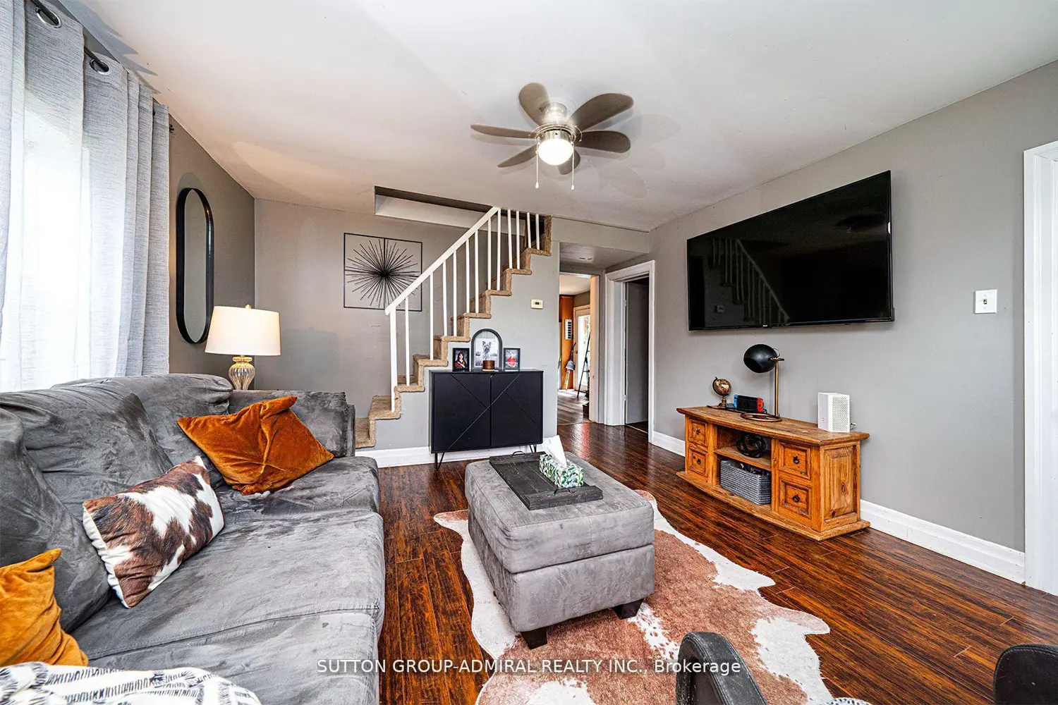 1662 Penley Road photo 5
