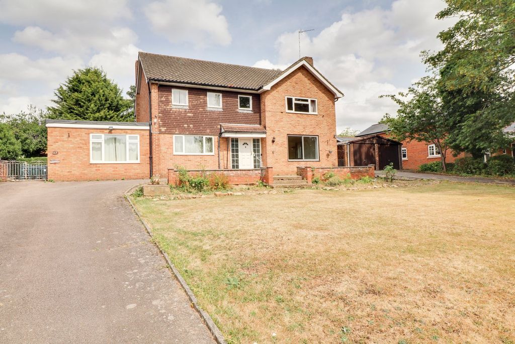 4 bed country house for saleKingsmoor Road, Harlow CM19