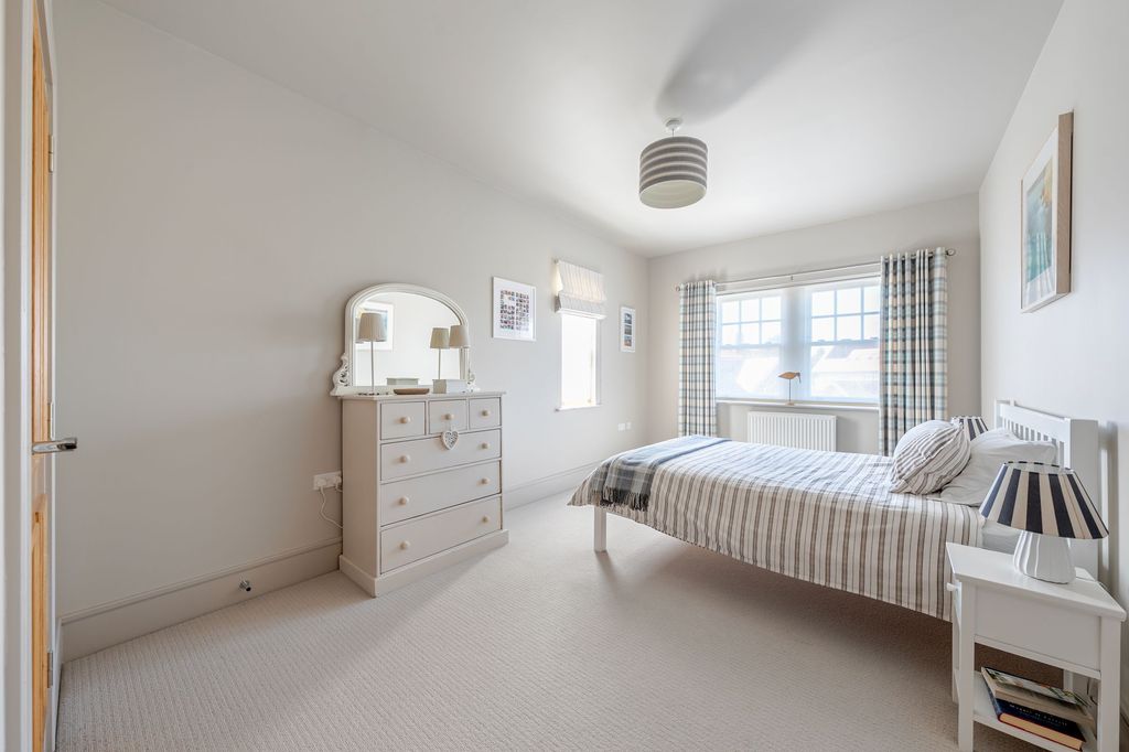 Additional image 34 of 5 bed detached house for saleSussex Avenue, Harrogate HG1