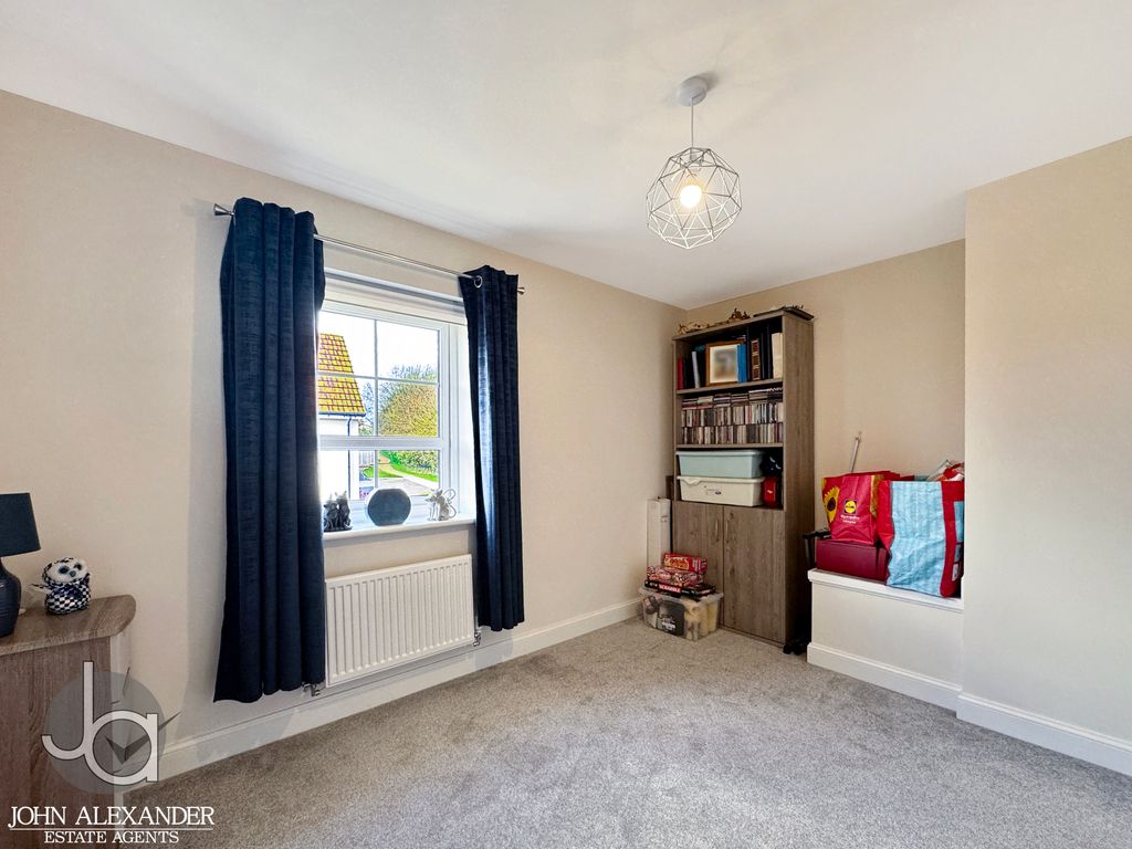 Additional image 24 of 4 bed detached house for salePrimrose Avenue, Dovercourt CO12
