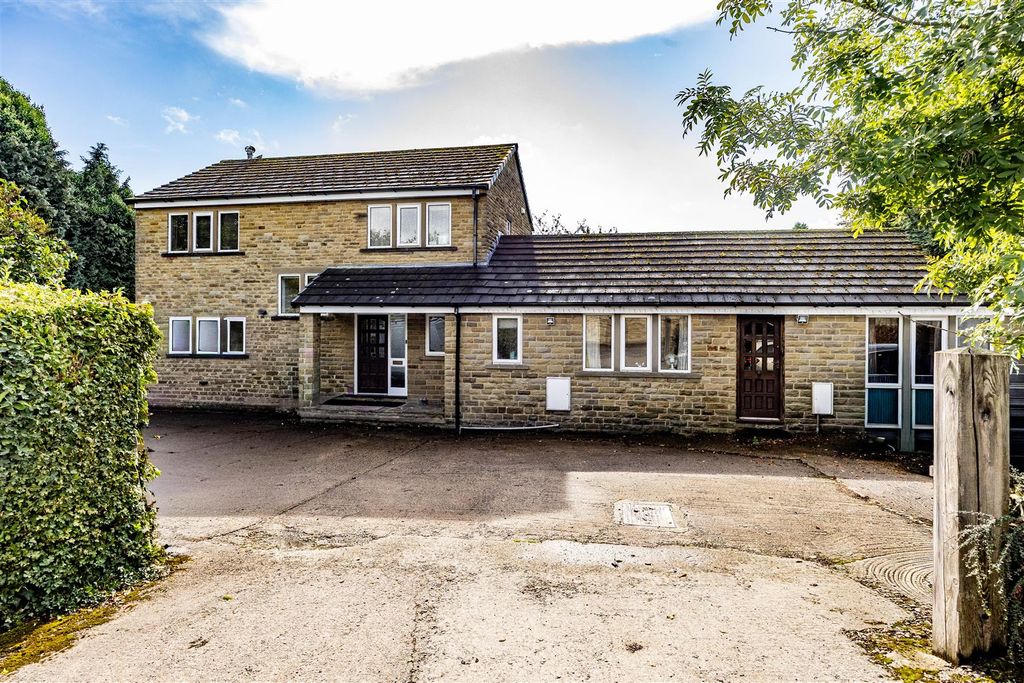 Additional image 3 of 5 bed detached house for saleLanglea Terrace, Hipperholme, Halifax HX3