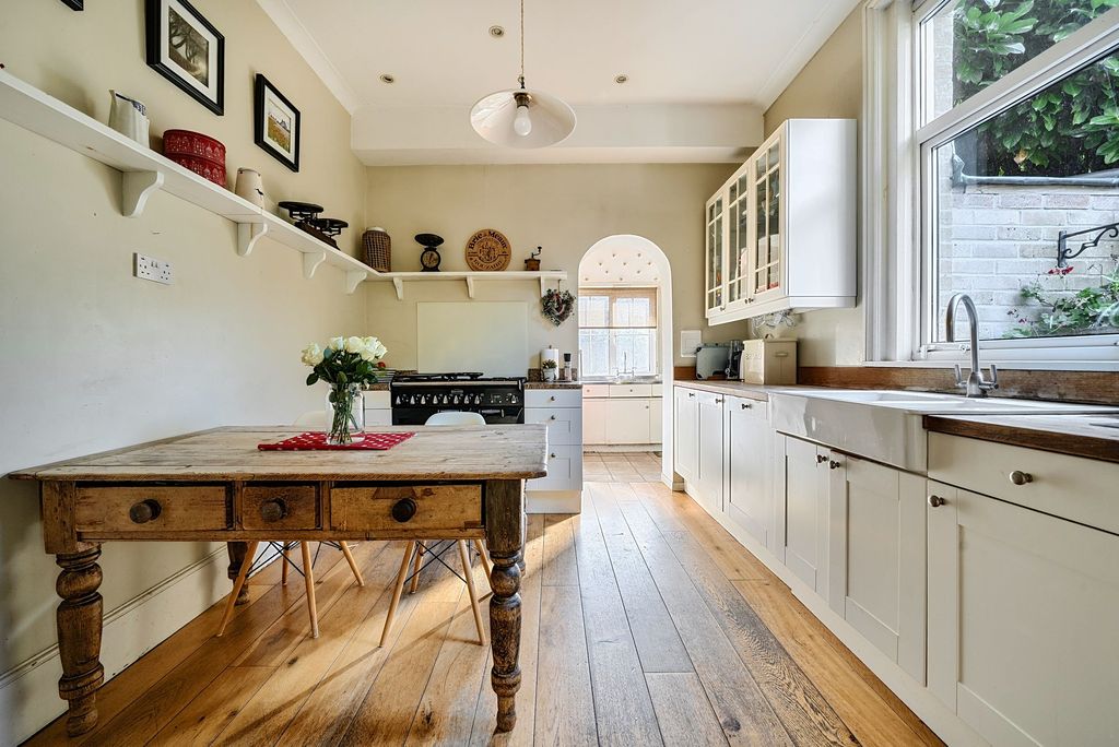 Additional image 4 of 4 bed detached house for saleKnox Road, Havant PO9