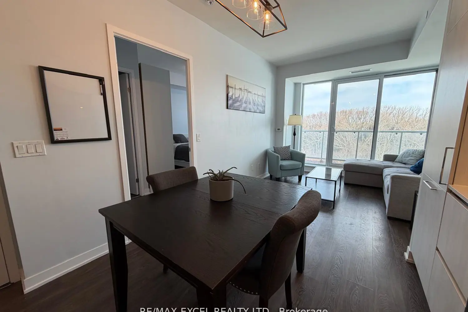 6 David Eyer Road 407 photo 3