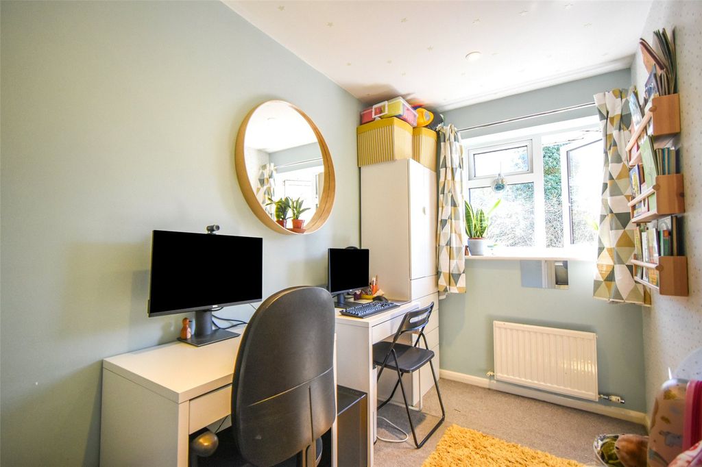 Additional image 9 of 3 bed terraced house for saleCompass Field, Hook, Hampshire RG27
