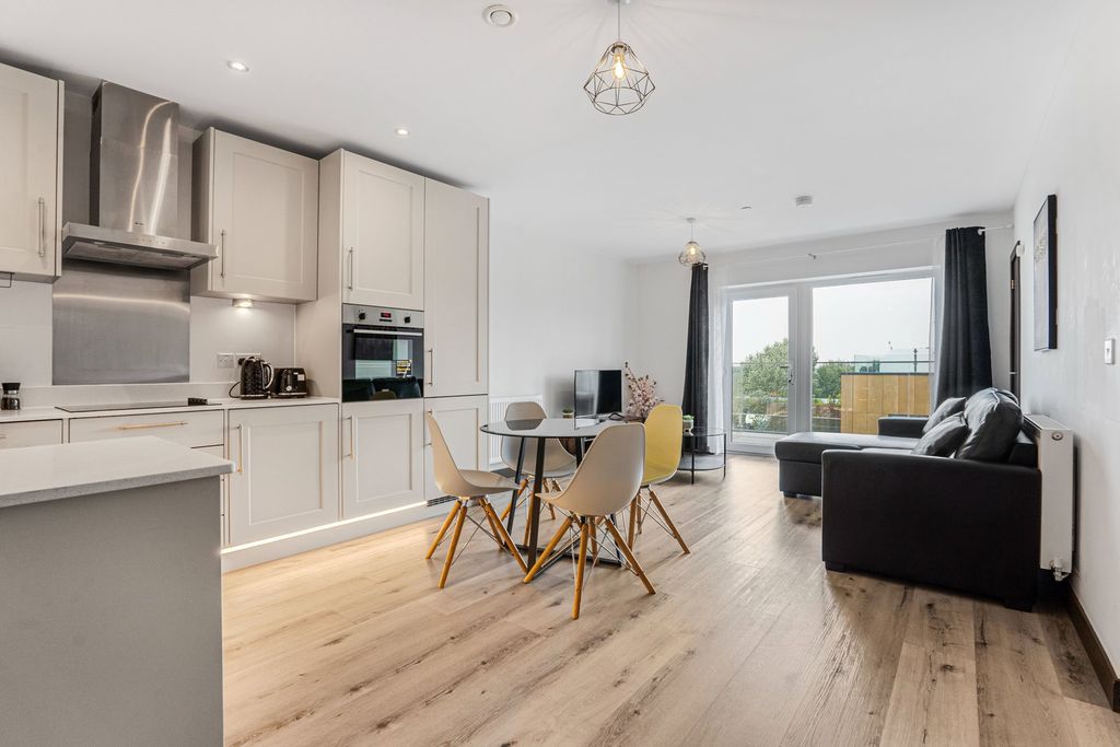 2 bed flat for saleGodfrey House, Harlow CM20