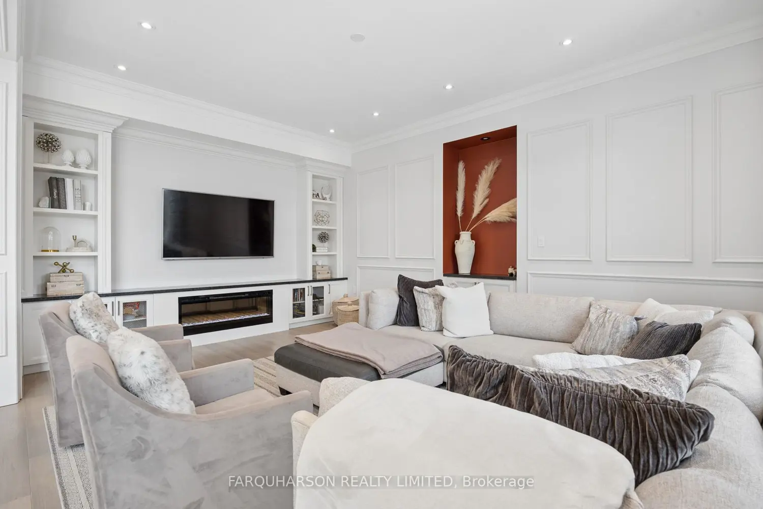 106 Maytree Avenue photo 4