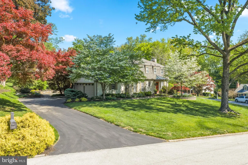 977 Ivycroft Road, Wayne, PA 19087 photo 2