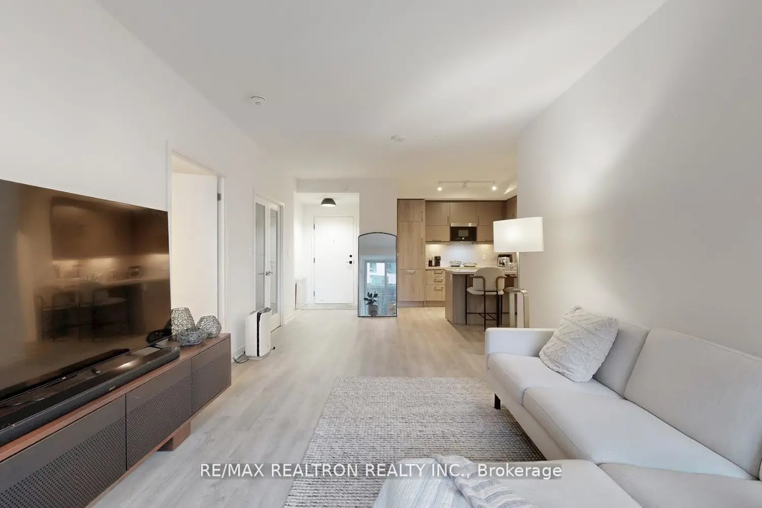 Additional image 2 of 38 Simcoe Promenade Circle 319C