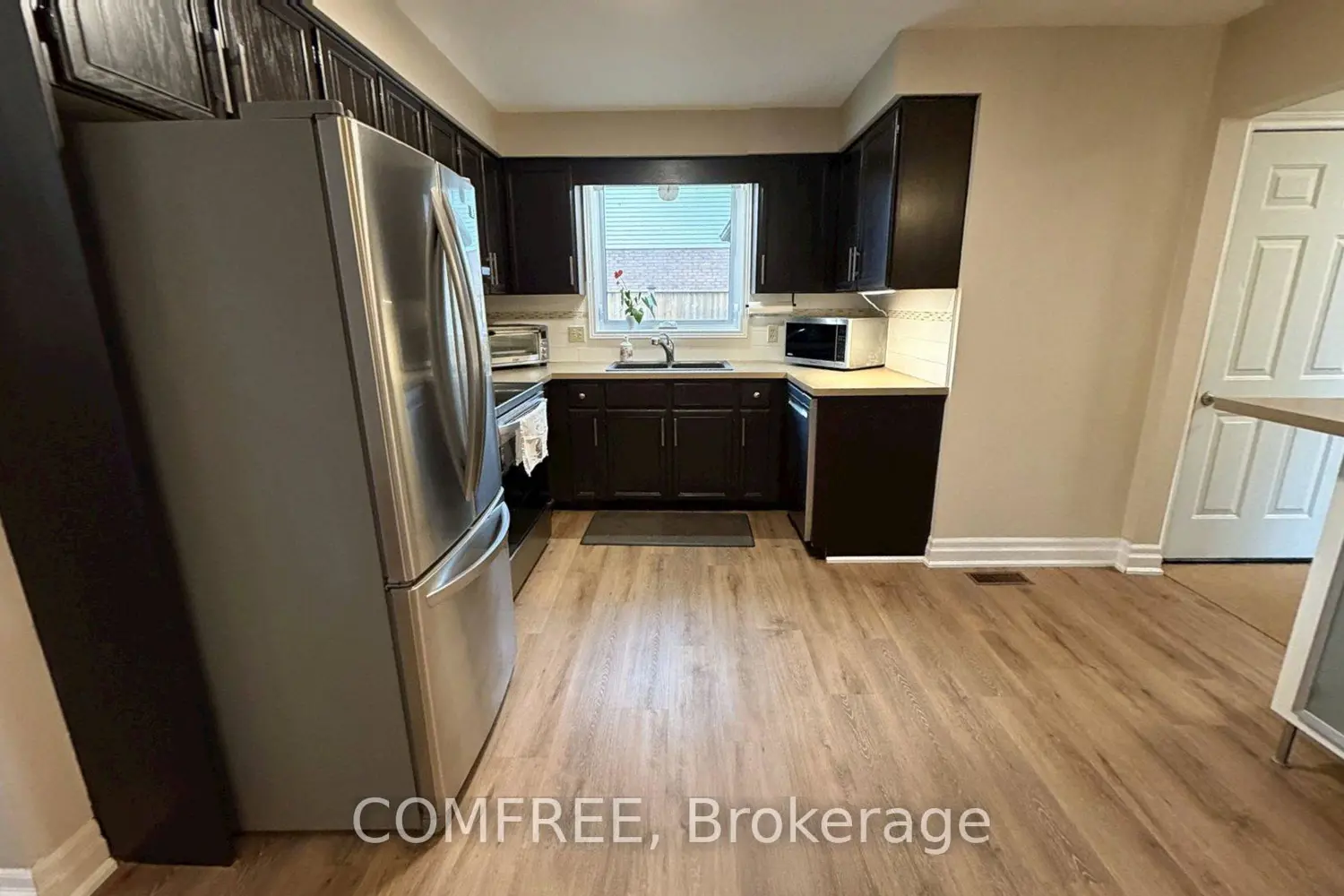 Additional image 5 of 6387 Riall Street