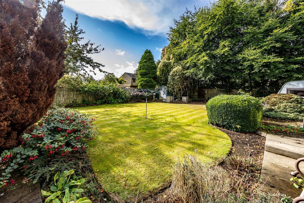 Additional image 5 of 5 bed detached house for saleLanglea Terrace, Hipperholme, Halifax HX3