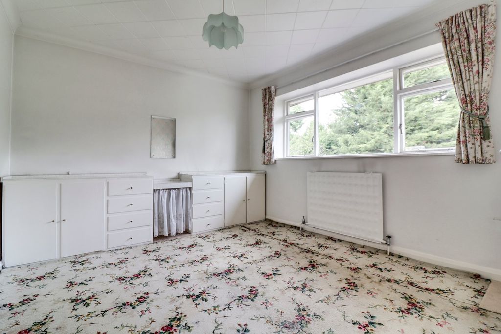 Additional image 8 of 4 bed country house for saleKingsmoor Road, Harlow CM19