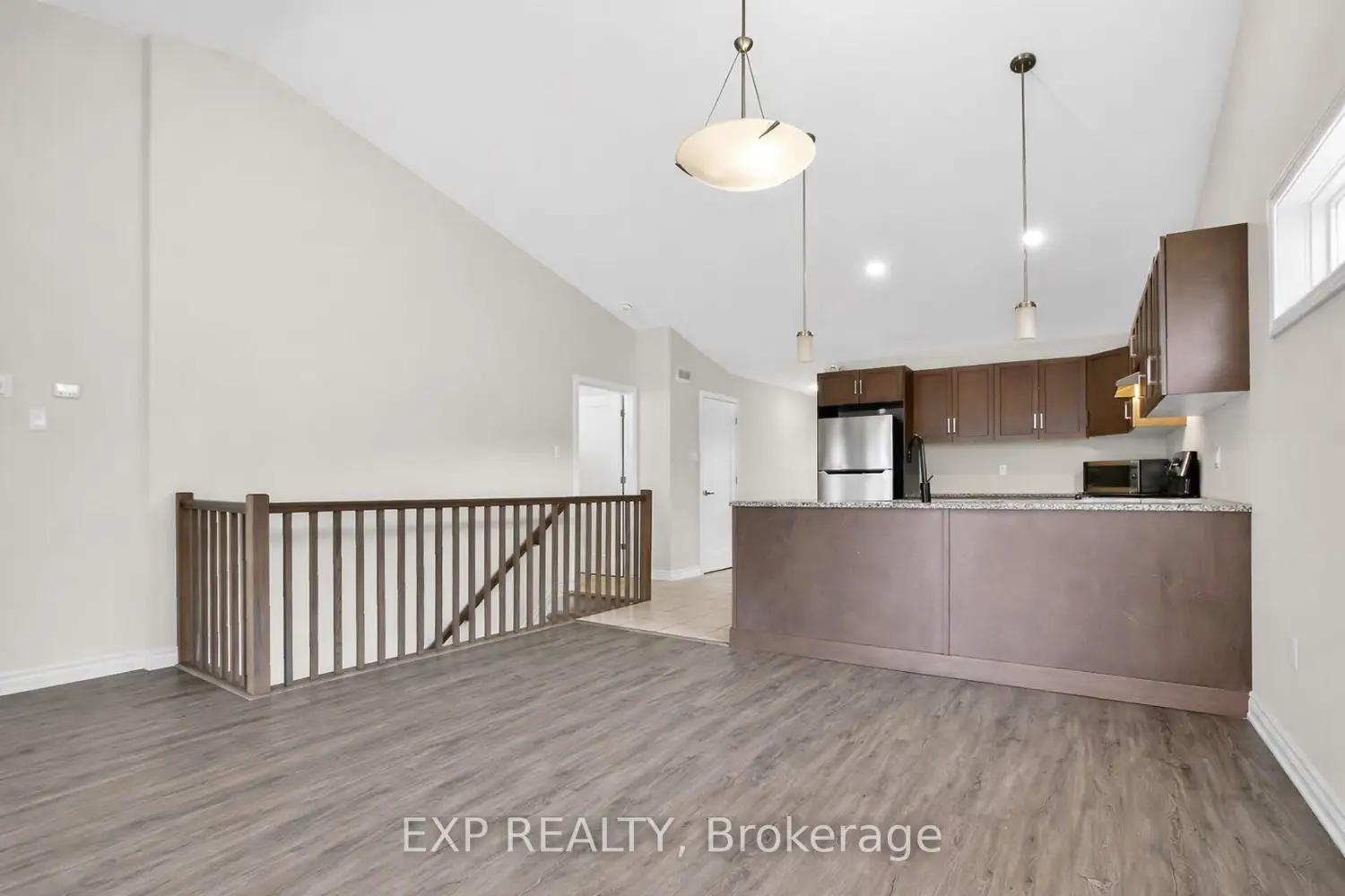 15 Seabert Drive photo 2