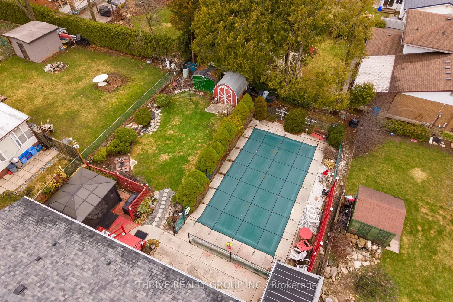 6 Southwood Crescent photo 3
