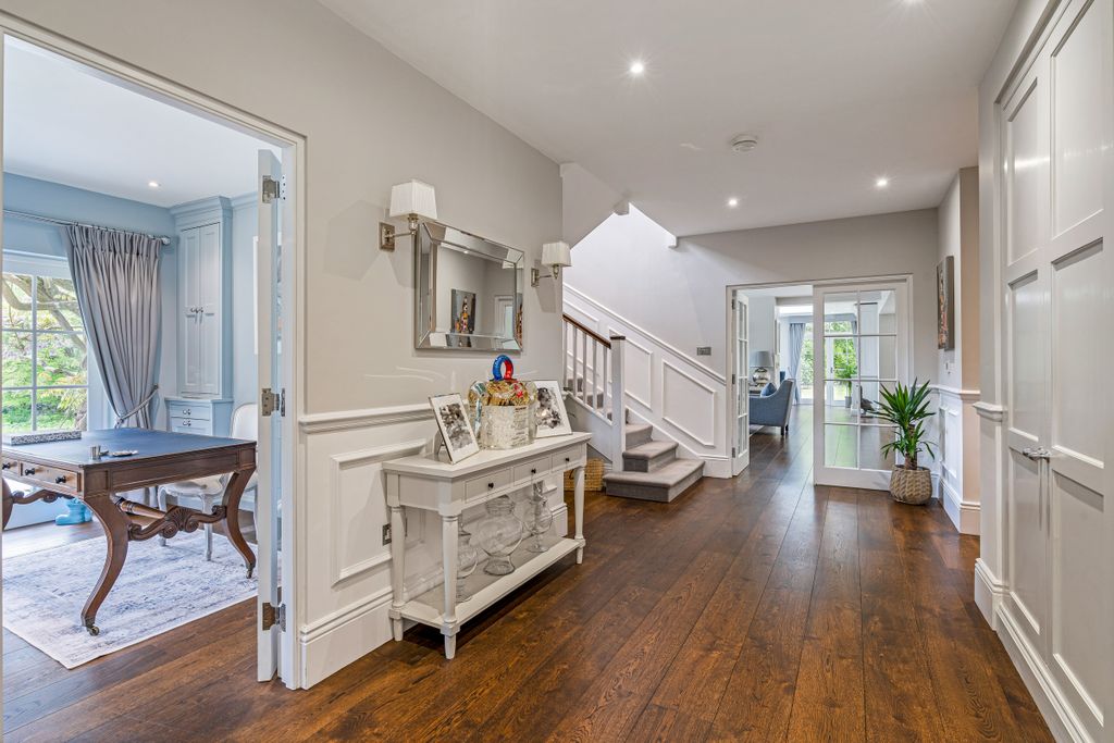 Additional image 10 of 5 bed property for saleDanley Lane, Haslemere, Surrey GU27