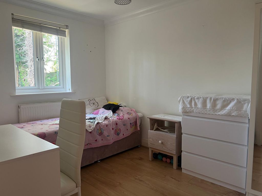 Additional image 9 of 2 bed maisonette for saleMarston Road, Hoddesdon EN11