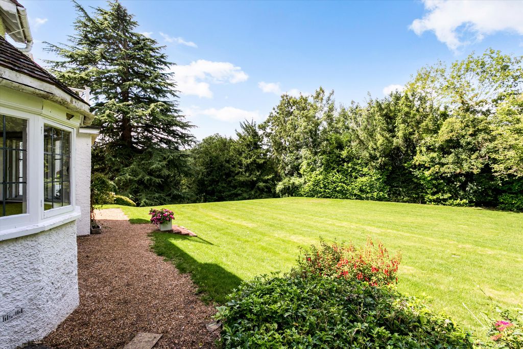 Additional image 24 of 8 bed detached house for saleHarpsden Bottom, Harpsden, Henley-On-Thames, Oxfordshire RG9