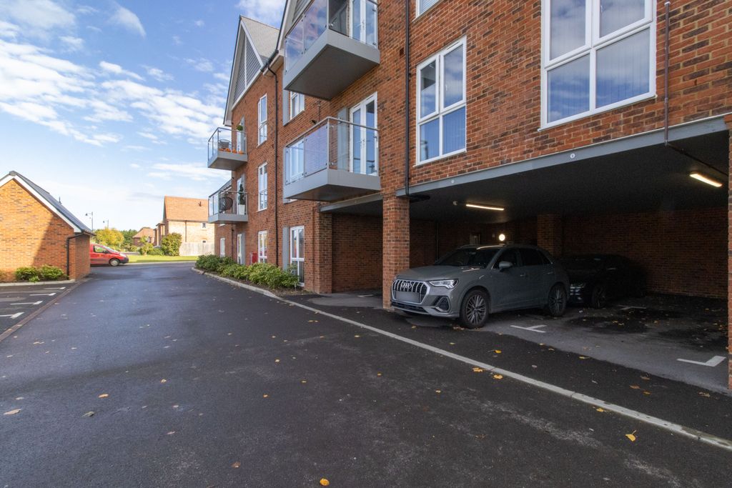 Additional image 10 of 2 bed flat for saleSteel Close, Herne Bay CT6