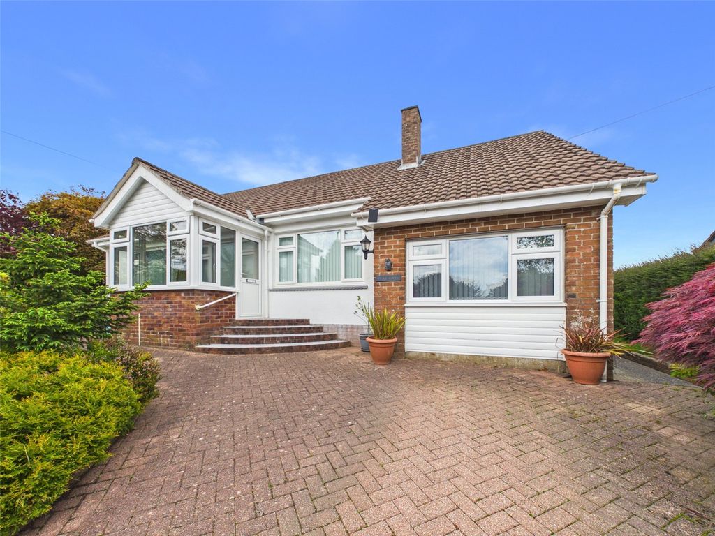 3 bed bungalow for saleKingswood Meadow, Holsworthy, Devon EX22